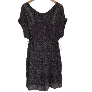 Standard JAMES PERSE flower print dress fully lined adjustable waist size Small